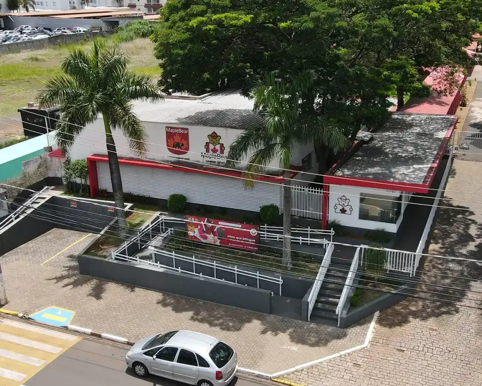 Vista aérea da escola Maple Bear